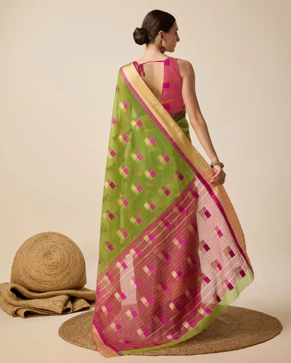 Mehndi_Cotton_Saree_With_Unstitched_Blouse_Piece