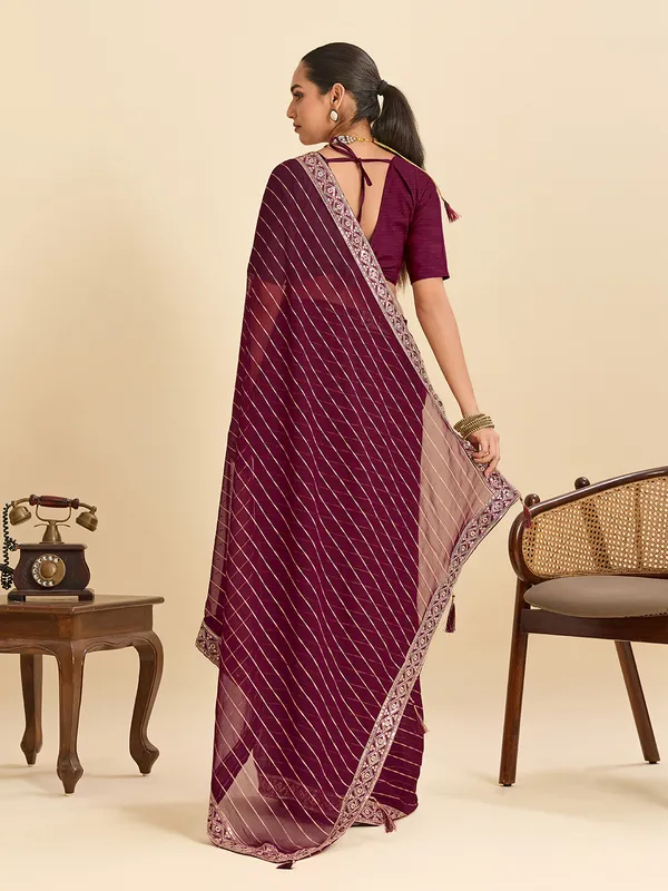Maroon_Madhvi_Silk_Saree_With_Unstitched_Blouse_Piece