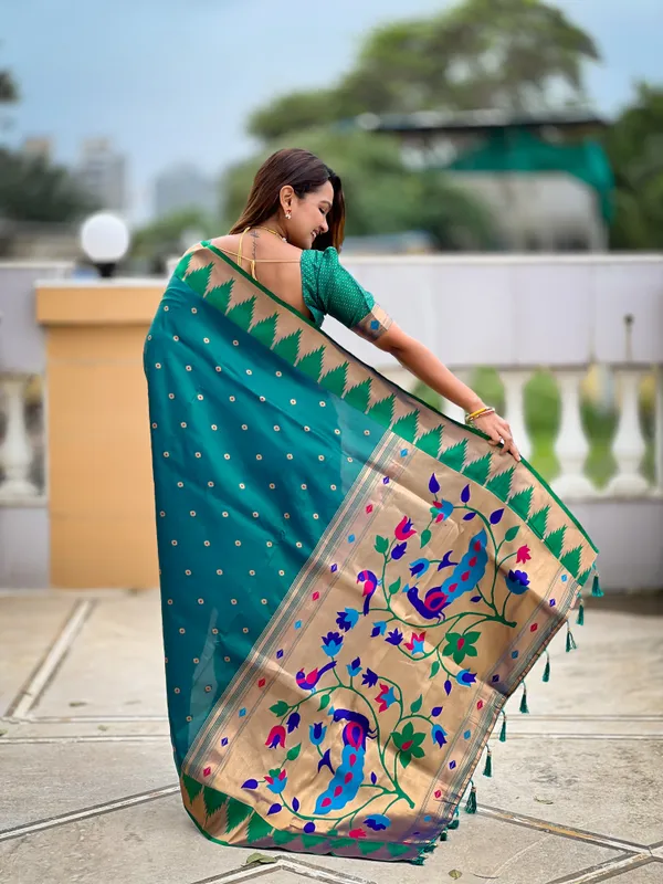 Rama_Temple_Silk_Saree_With_Unstitched_Blouse_Piece