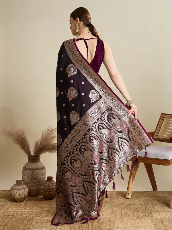 Lividbrown_Rajgharana_Silk_Saree_With_Unstitched_Blouse_Piece