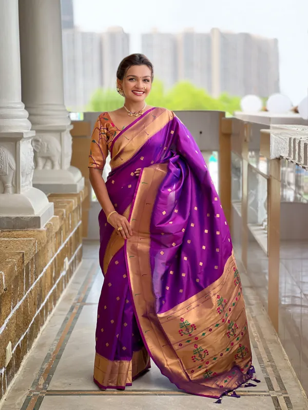 Magenta_Raffel_Silk_Saree_With_Unstitched_Blouse_Piece