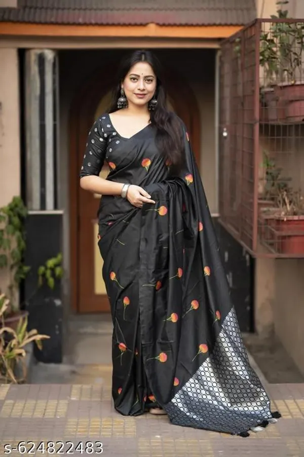 Black_Soft_Silk_Designer_Saree_With_Silver_Zari_Woven_Pallu_Rose_Design_Blouse_Lightweight_Party_Festive_Wedding_Wear_Saree_For_Women