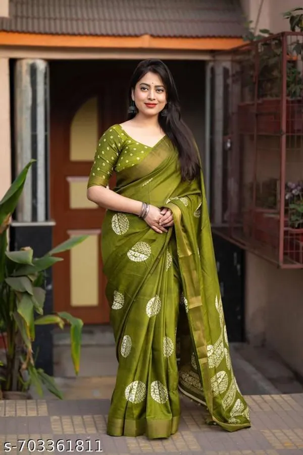 Green_Soft_Cotton_Crepe_Batik_Printed_Saree_With_Zari_Pattu_Woven_Border_Daily_Festive_Wear_Saree_For_Women