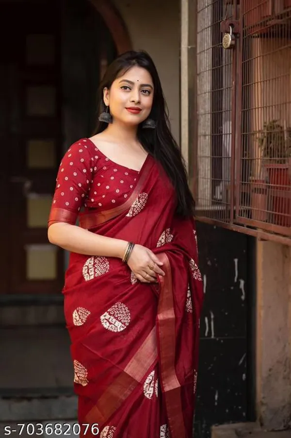 Red_Soft_Cotton_Crepe_Printed_Saree_With_Border_Lightweight_Daily_Festive_Wear_Saree_For_Women