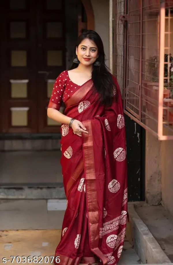 Red_Soft_Cotton_Crepe_Printed_Saree_With_Border_Lightweight_Daily_Festive_Wear_Saree_For_Women