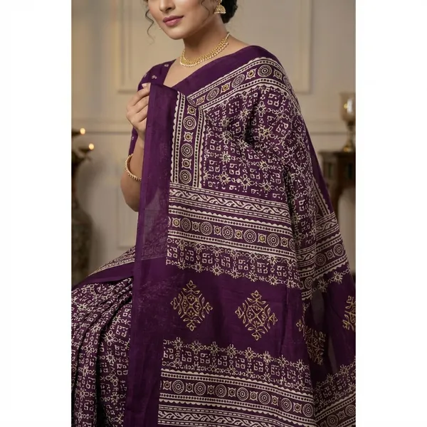 Wine_Batik_Print_Saree_With__Blouse_|_With_Blouse_Piece