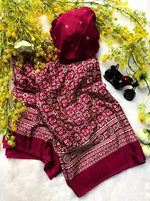 Red_Batik_Print_Saree_For_Women_|_With_Blouse_Piece