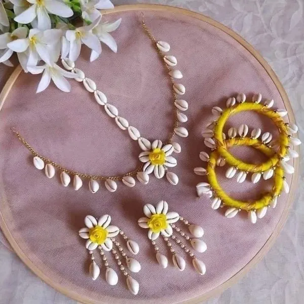 Handmade_Kodi_Haldi_Jewelry_Set_-_Necklace,_Bangles,_And_Earrings