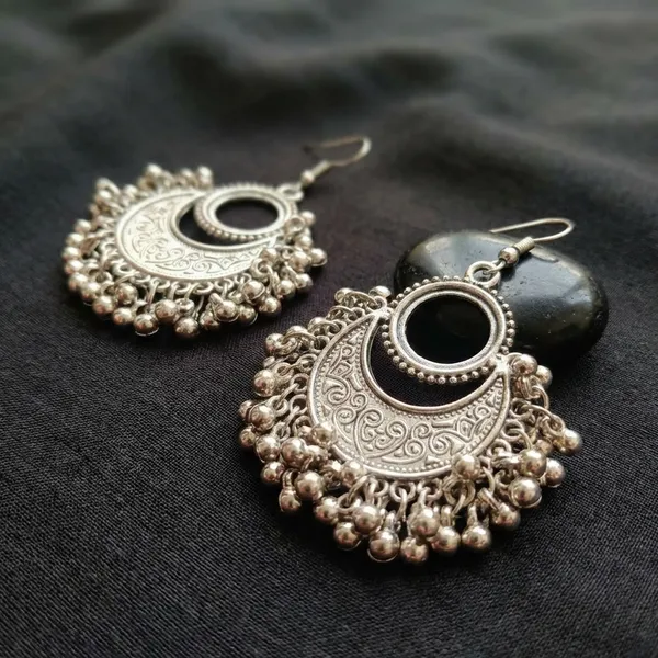 Oxidized_Silver_Chandbali_Earrings_With_Ghungroo_Detailing_(Pack_Of_2)