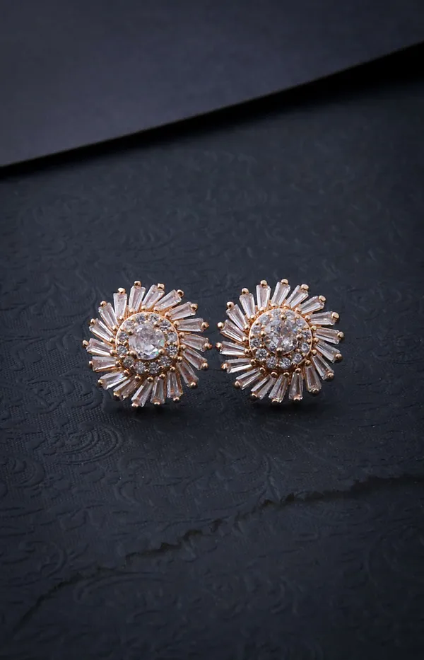 Crystal_Sunburst_Stud_Earrings_Elegant_Design