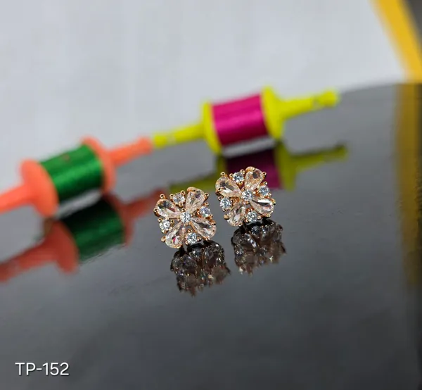 Rose_Gold_Floral_Crystal_Stud_Earrings_Elegant_Finish