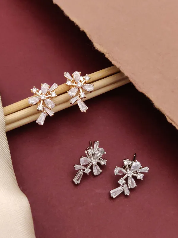 Crystal_Floral_Stud_Earrings_Sparkling_Design
