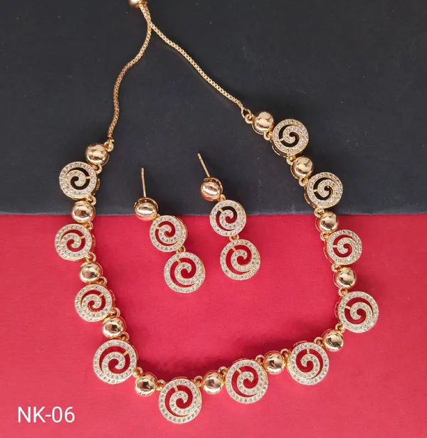 Gold_Tone_Spiral_Necklace_Set_With_Earrings_Nk_06