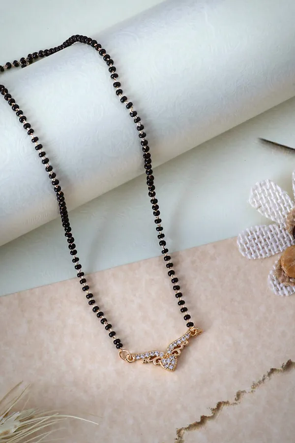 Black_Beaded_Mangalsutra_Necklace_With_Gold_Tone_Pendant