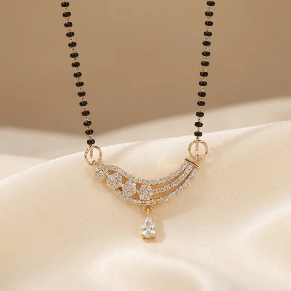 Mangalsutra_Pendant_With_Black_Beaded_Chain