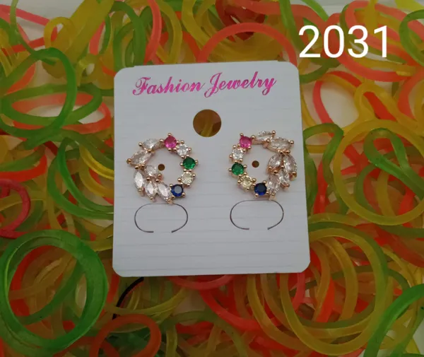 Multicolor_Stone_Wreath_Earrings_Fashion_Design