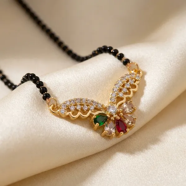Black_Beaded_Mangalsutra_With_Floral_Stone_Pendant_Traditional_Design