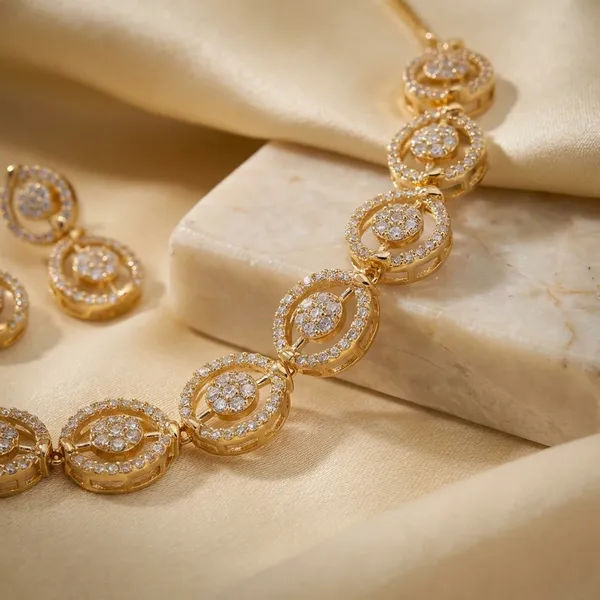 Golden_Circle_Necklace_Set_With_Matching_Earrings