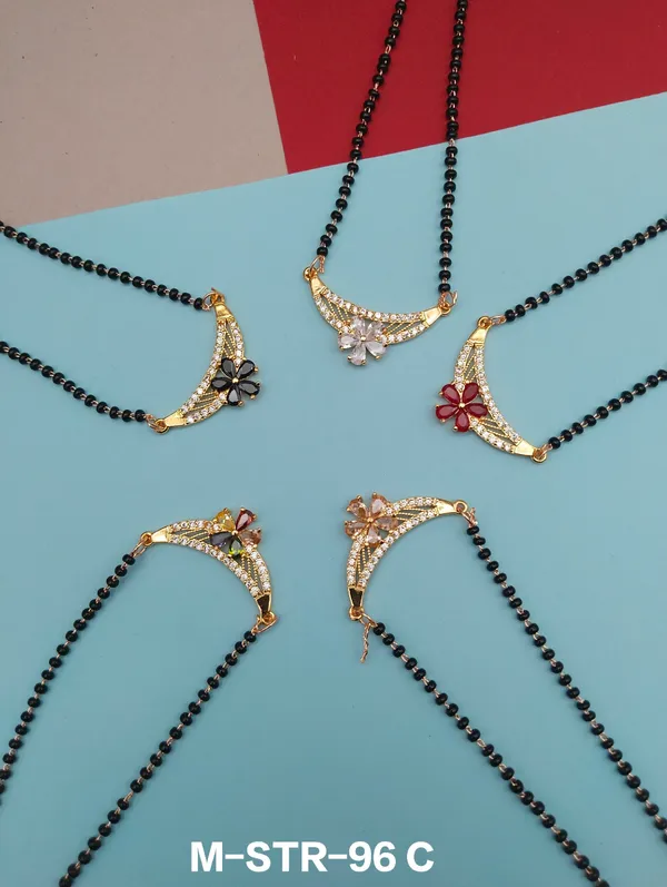 Gold_Tone_Floral_Pendant_Mangalsutra_With_Black_Beads