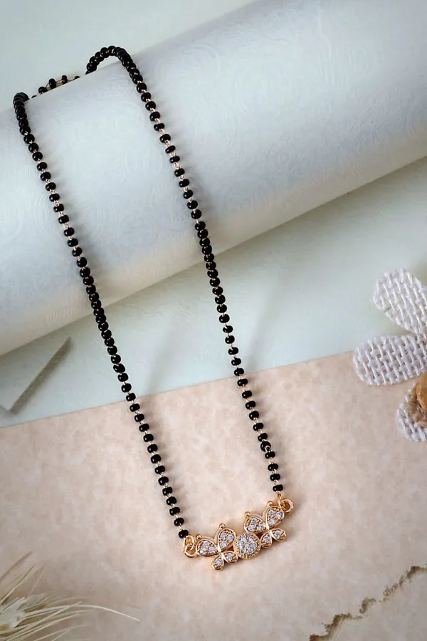 Rose_Gold_Cz_Floral_Pendant_Mangalsutra_Necklace_With_Black_Beads
