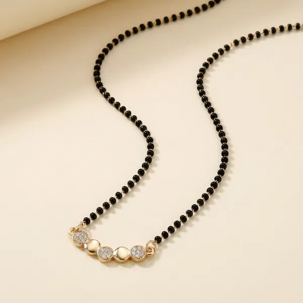 Black_Beaded_Mangalsutra_Necklace_With_Gold_Pendant