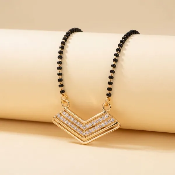 Rose_Gold_Chevron_Pendant_Mangalsutra_Necklace_With_Black_Beads