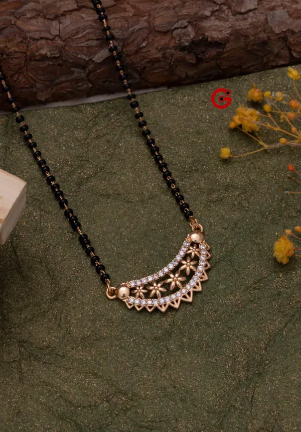 Rose_Gold_Cz_Pendant_Mangalsutra_Necklace_With_Black_Beads