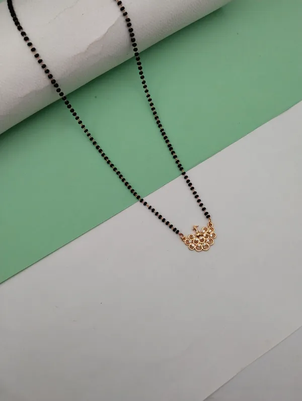Gold_Tone_Floral_Cluster_Mangalsutra_Pendant_With_Black_Beaded_Chain