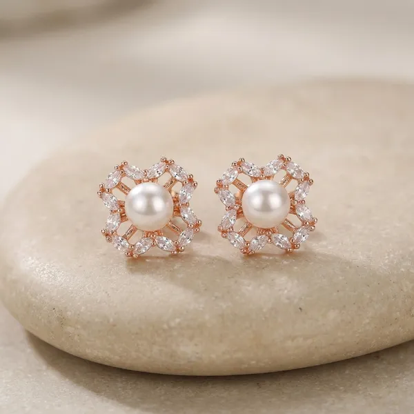Rose_Gold_Pearl_Flower_Stud_Earrings_Elegant_Design
