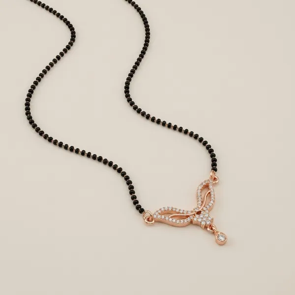 Rose_Gold_Mangalsutra_Pendant_Necklace_With_Black_Beads