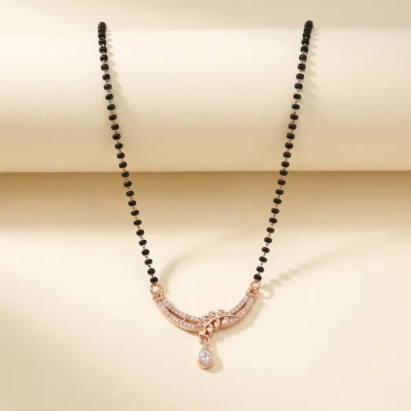Black_Beaded_Mangalsutra_With_Golden_Pendant_Elegant_Design