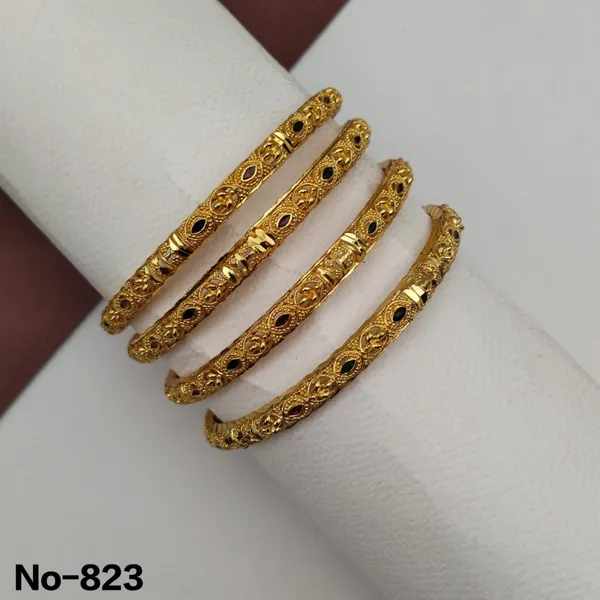 Gold_Plated_Bangles_With_Black_Stone_Accents_Traditional_Set_Of_4