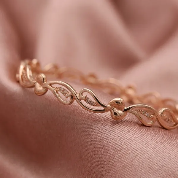 Rose_Gold_Twisted_Bracelet_With_Heart_Toggle_Clasp