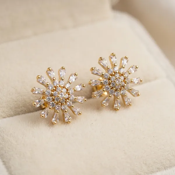 Gold_Tone_Sunburst_Rhinestone_Stud_Earrings