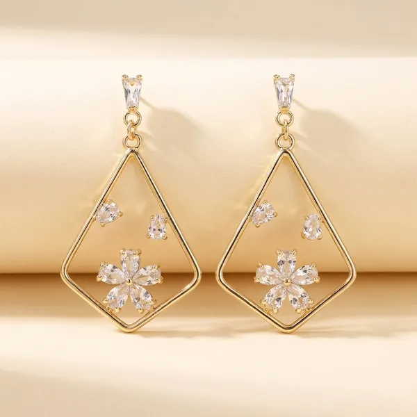 Gold_Tone_Crystal_Flower_Drop_Earrings_Elegant_Design