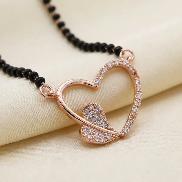 Rose_Gold_Heart_Pendant_Mangalsutra_Necklace_With_Black_Beads