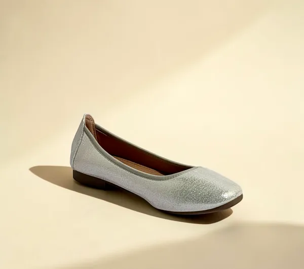 Silver_Glitter_Ballet_Flats_For_Women