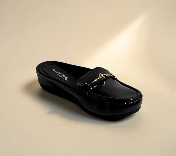 Women'S_Black_Patent_Loafer_Mules_With_Gold_Chain_Detail