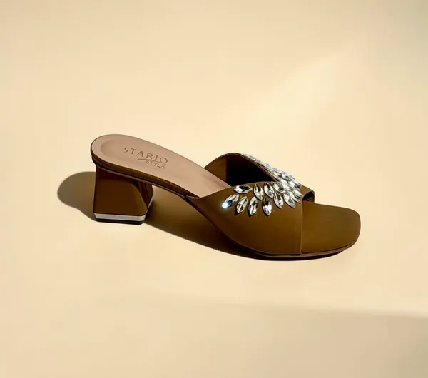 Embellished_Brown_Block_Heel_Sandals_For_Women