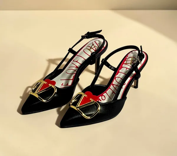 Multicolor_Pointed_Slingback_Heels_With_Gold_Buckle_Detail