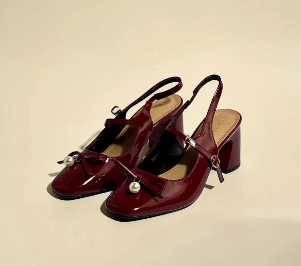 Burgundy_Patent_Leather_Slingback_Block_Heels_With_Pearl_Bow_Detail
