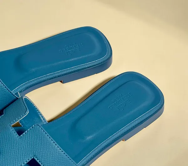 Blue_H-Cut_Slide_Sandals_For_Men_And_Women