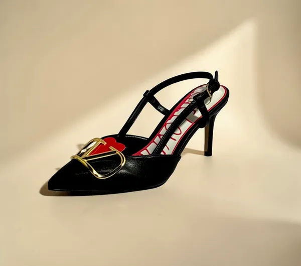 Multicolor_Pointed_Slingback_Heels_With_Gold_Buckle_Detail
