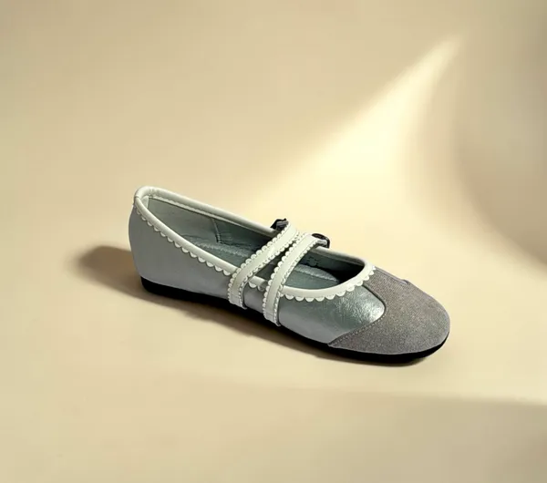 Silver_Sparkle_Mary_Jane_Shoes_With_Dual_Strap_For_Girls