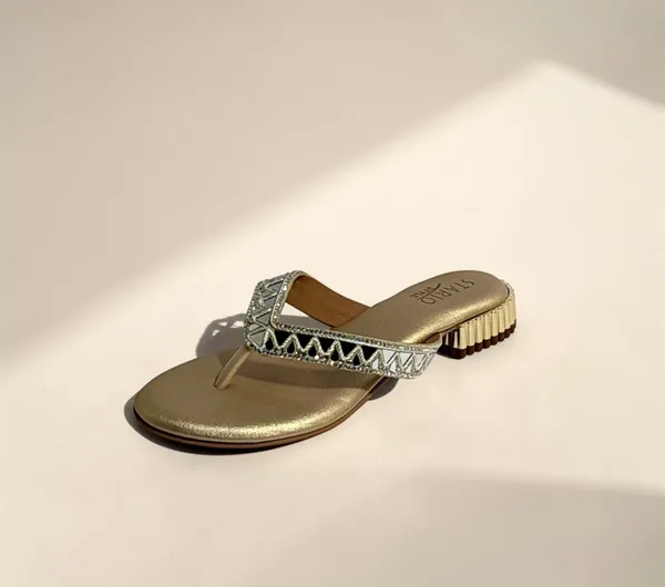 Embellished_Gold_Flat_Sandals_For_Women