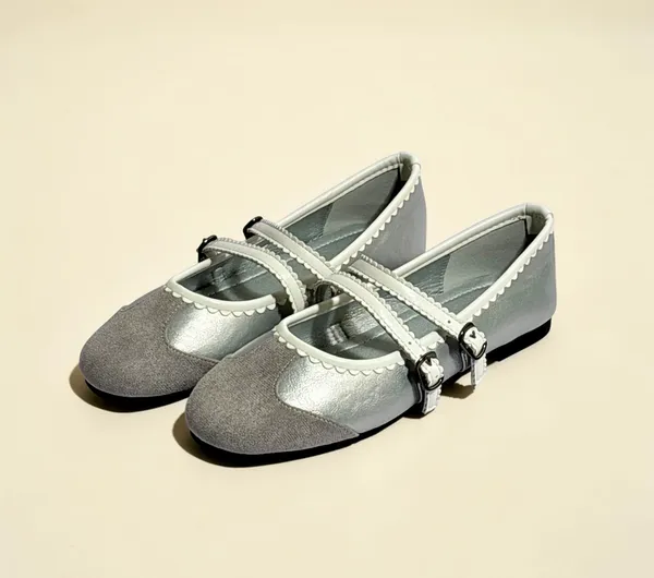 Silver_Sparkle_Mary_Jane_Shoes_With_Dual_Strap_For_Girls