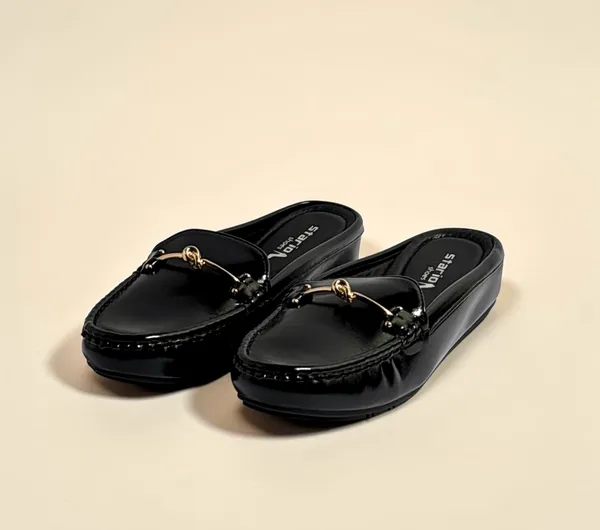 Women'S_Black_Patent_Loafer_Mules_With_Gold_Chain_Detail
