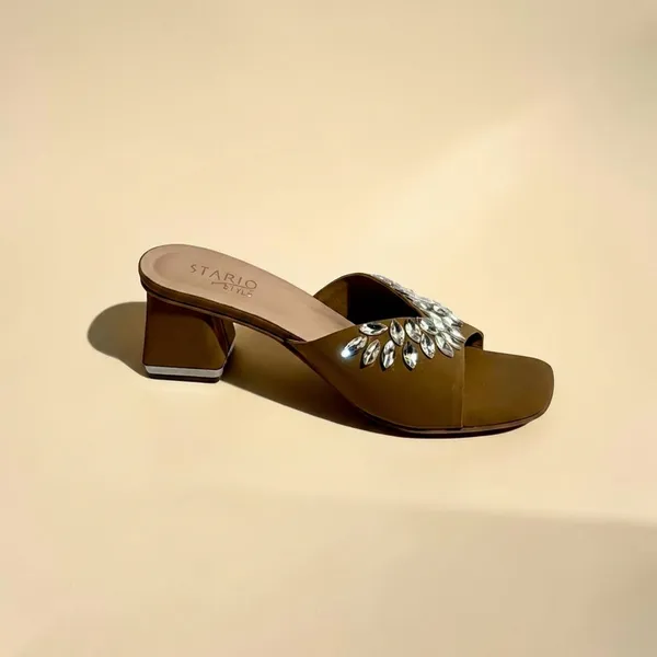 Embellished_Brown_Block_Heel_Sandals_For_Women