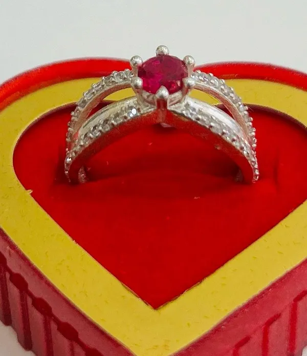 Silver_Premium_Ring_For_Women
