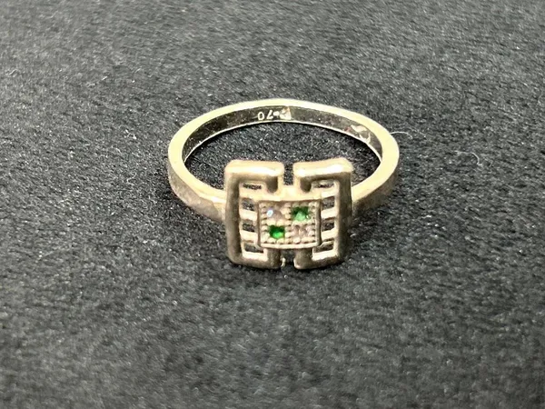 Silver_Premium_Ring_For_Women
